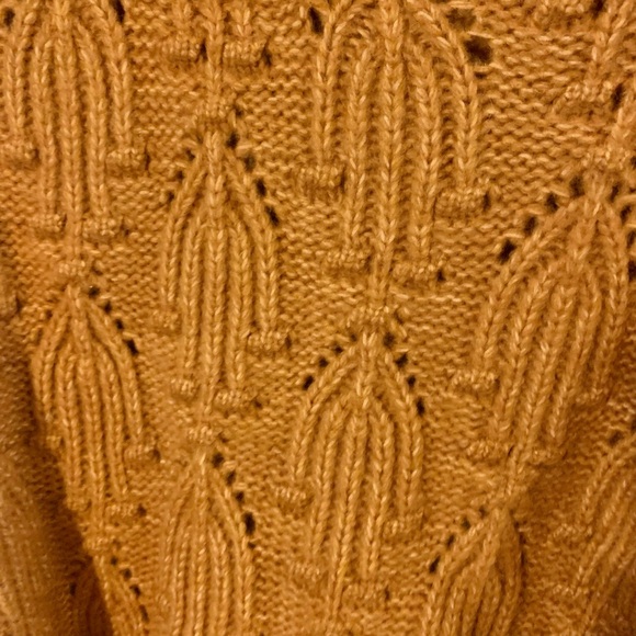 Zara sweater. - Picture 2 of 3